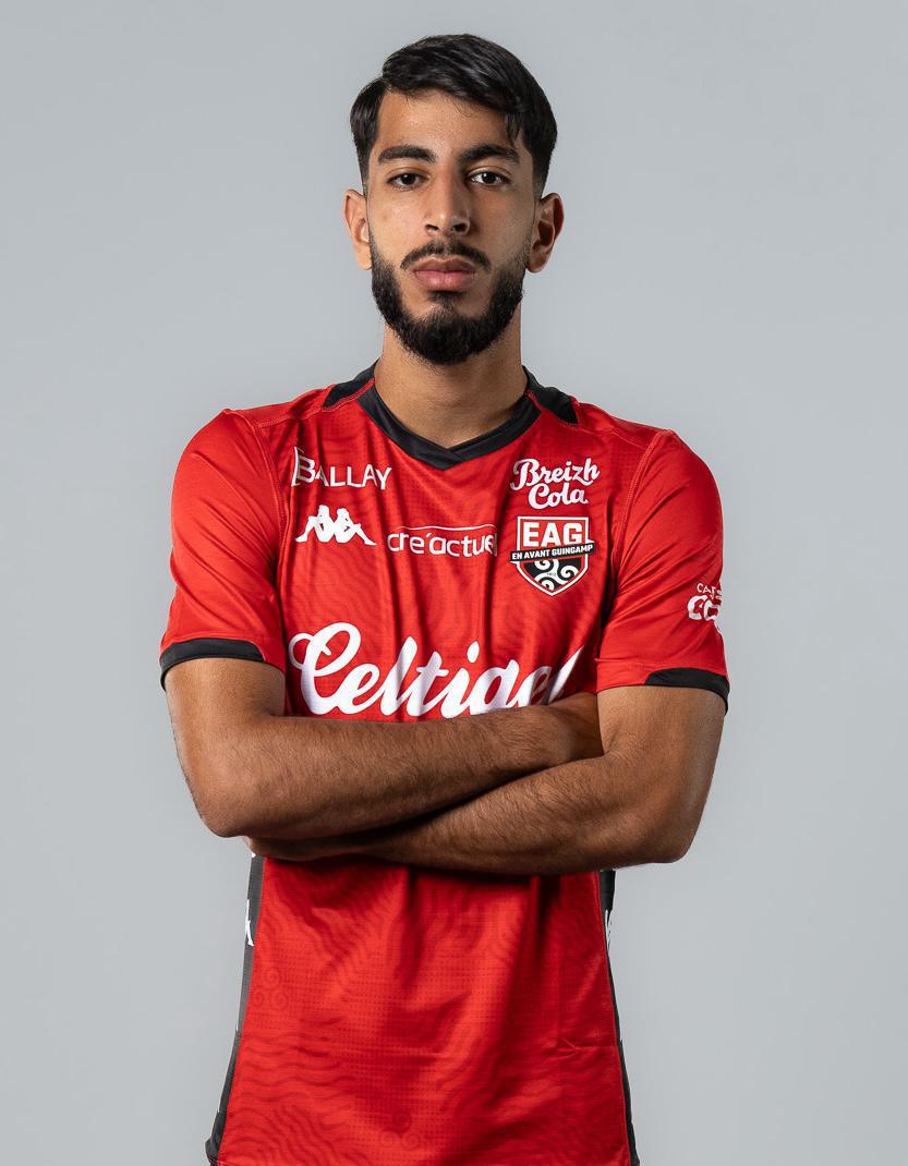 27 Rayan TOUZGHAR