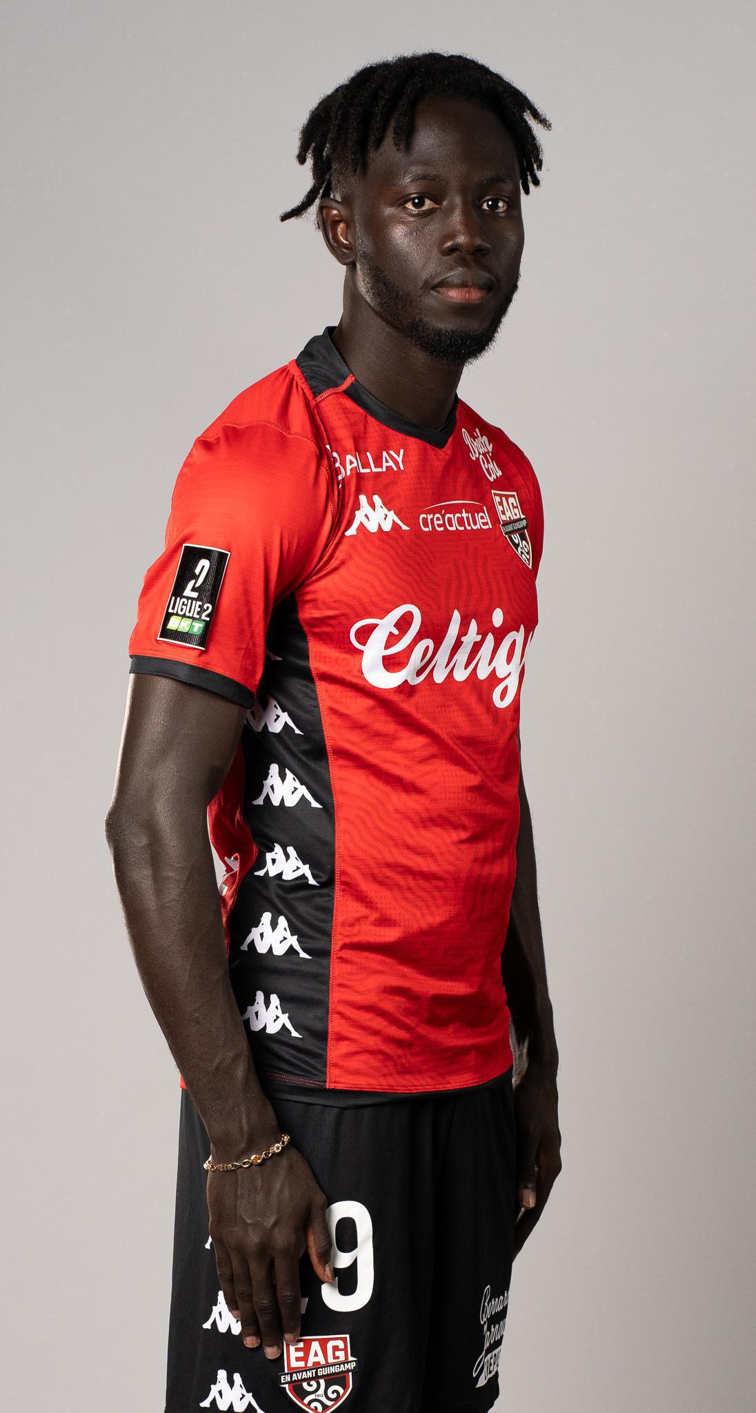 29 Junior Armando MENDES