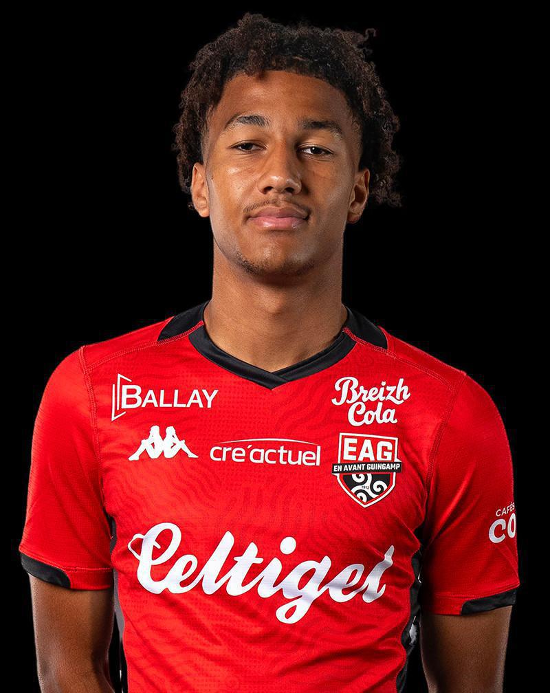 38 Idriss Planeix