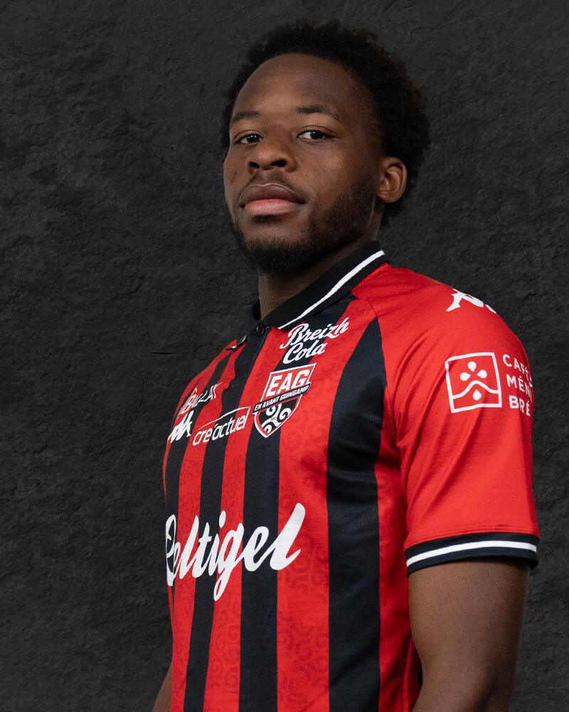  34 Youssef Njoya