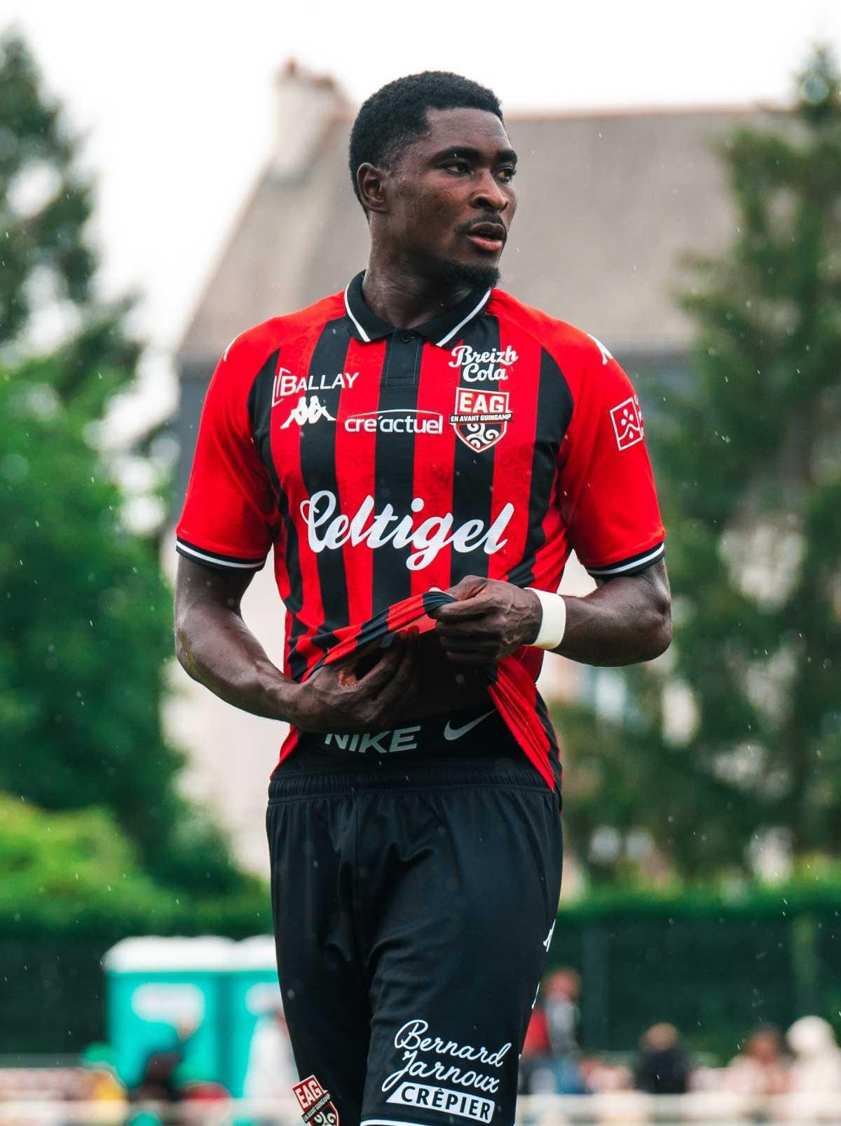  7 Donatien Gomis