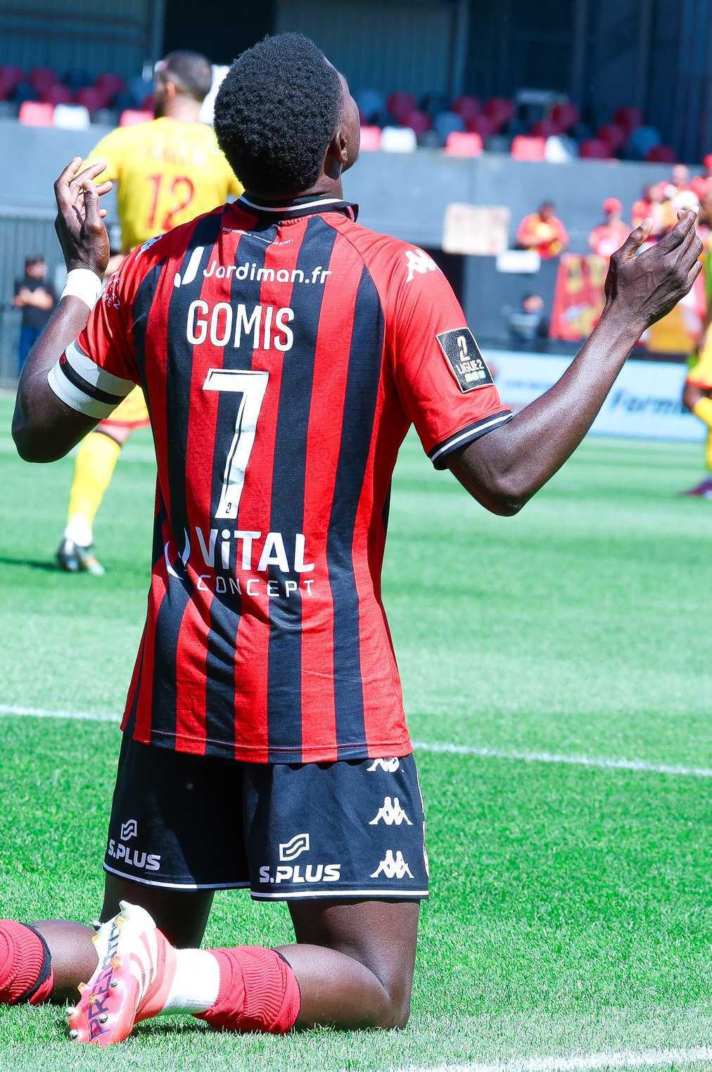  7 Donatien Gomis