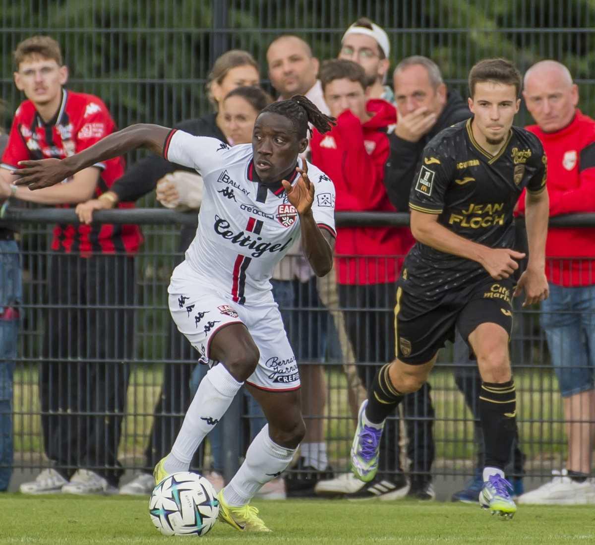  11 Amadou Sagna