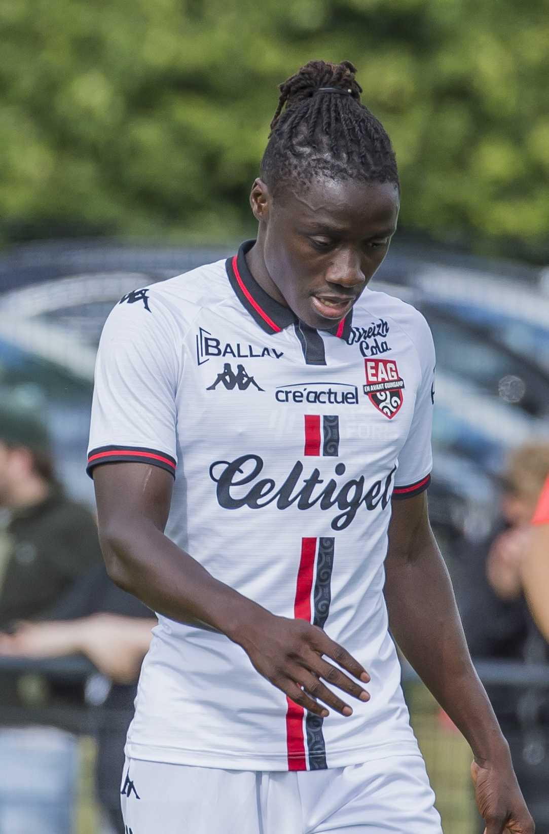  11 Amadou Sagna