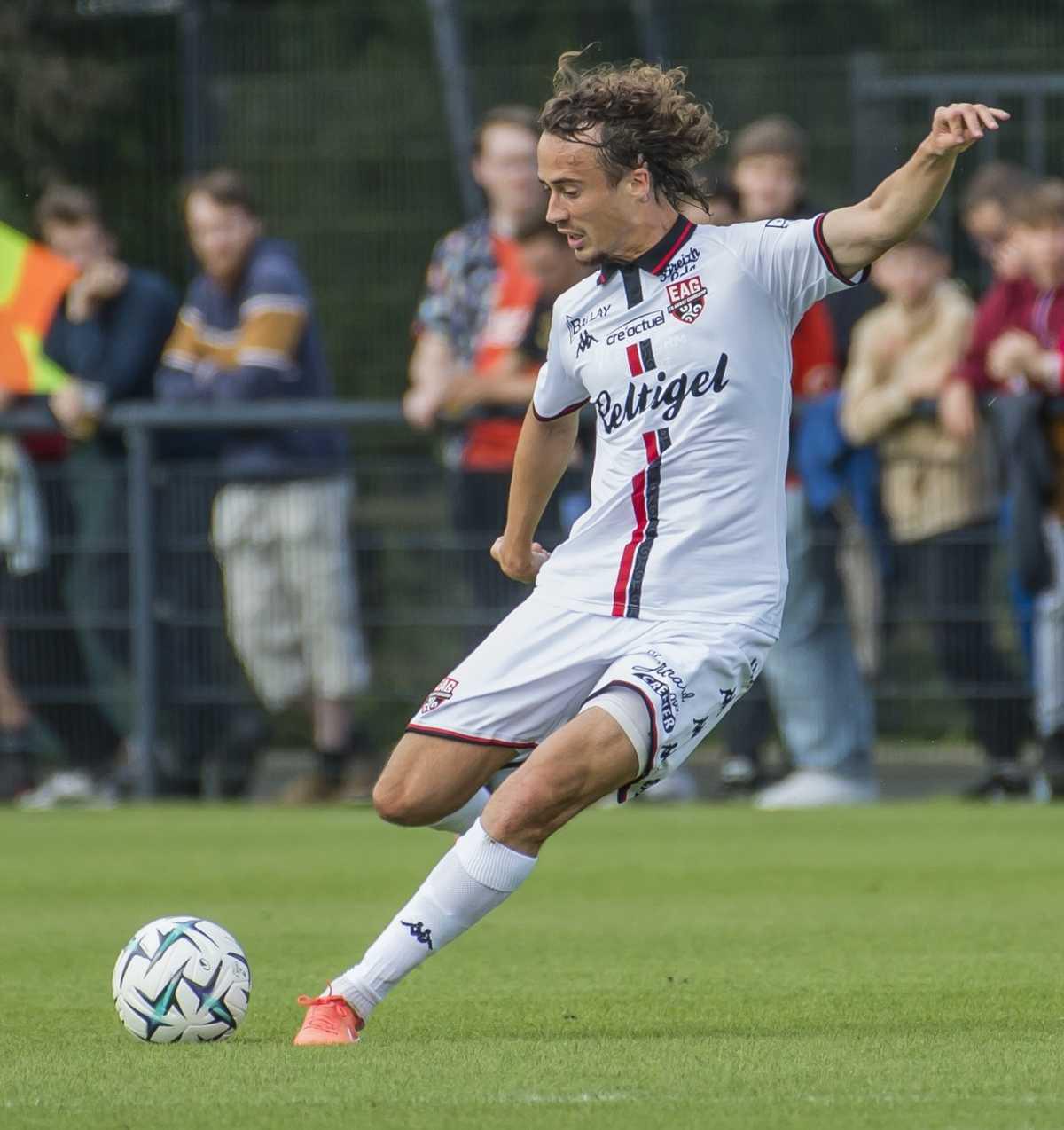  36 Albin Démouchy