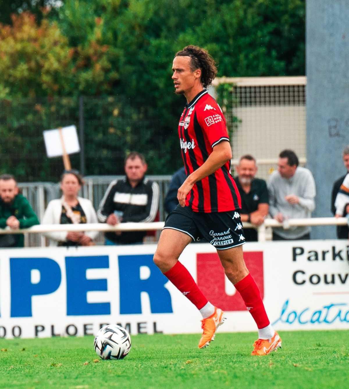  36 Albin Démouchy