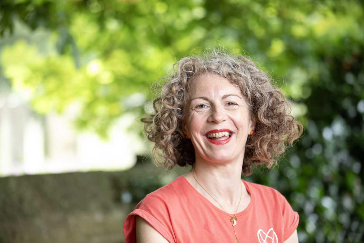 ABOUT CLAIRE ABOUT CLAIRE