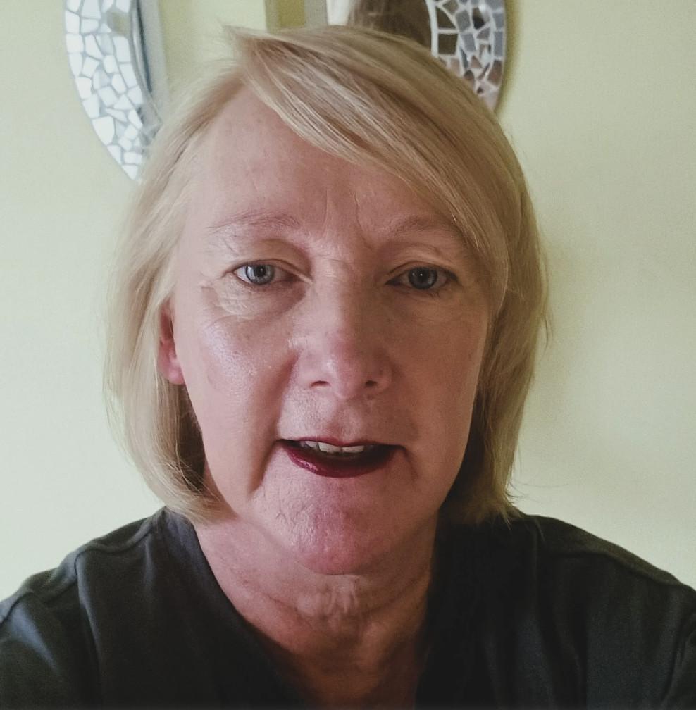 CAROLE BARRIE CAROLE BARRIE