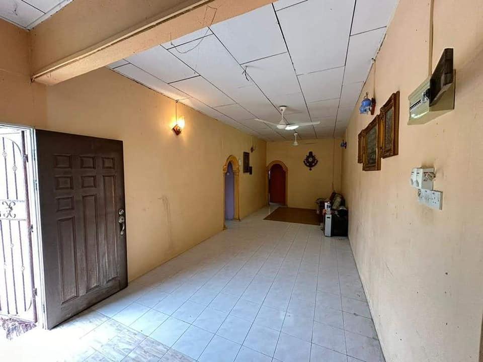 Rumah Semi-D Setingkat Rumah Semi-D Setingkat
