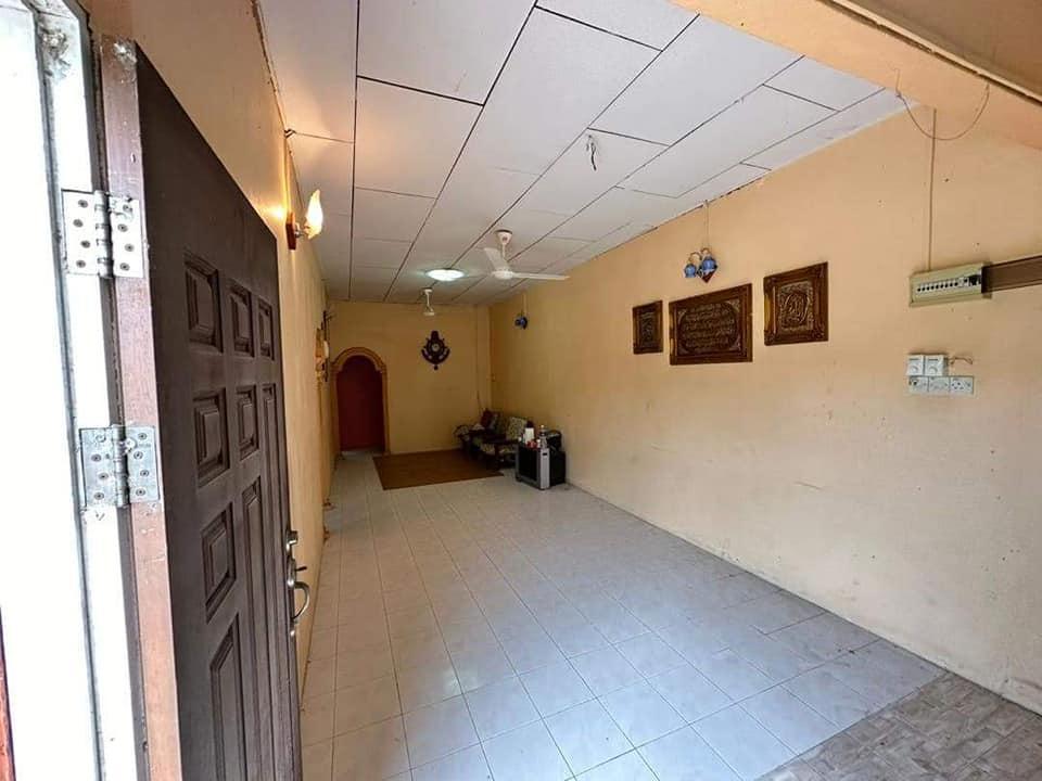 Rumah Semi-D Setingkat Rumah Semi-D Setingkat