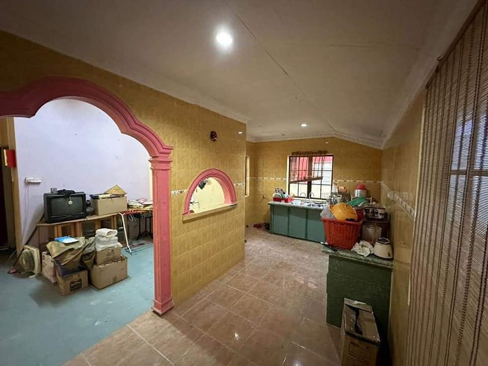 Rumah Semi-D Setingkat Rumah Semi-D Setingkat