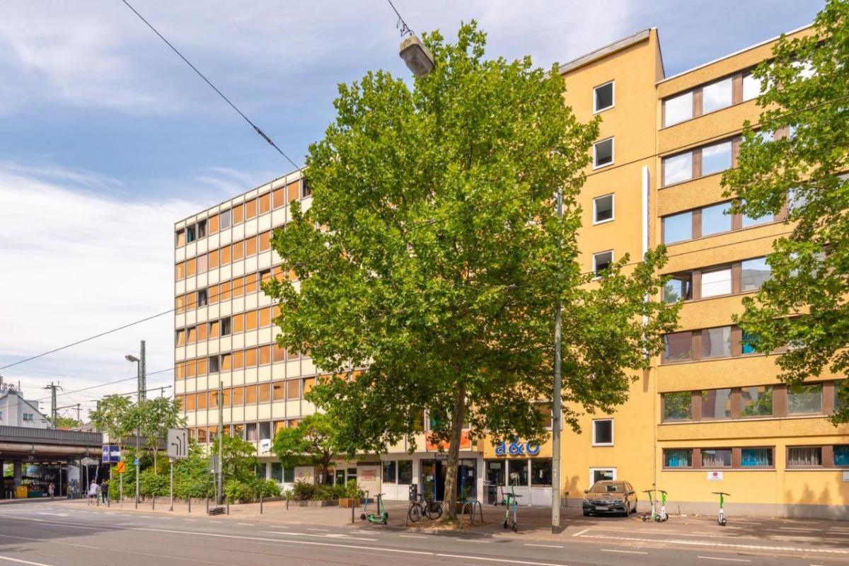 Francfort - Allemagne : a&o Frankfurt Galluswarte