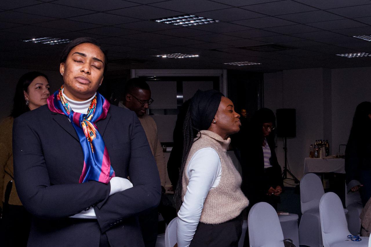 B03E2587-A31F-45F0-9698-951D07B3BA9C_1_100_o