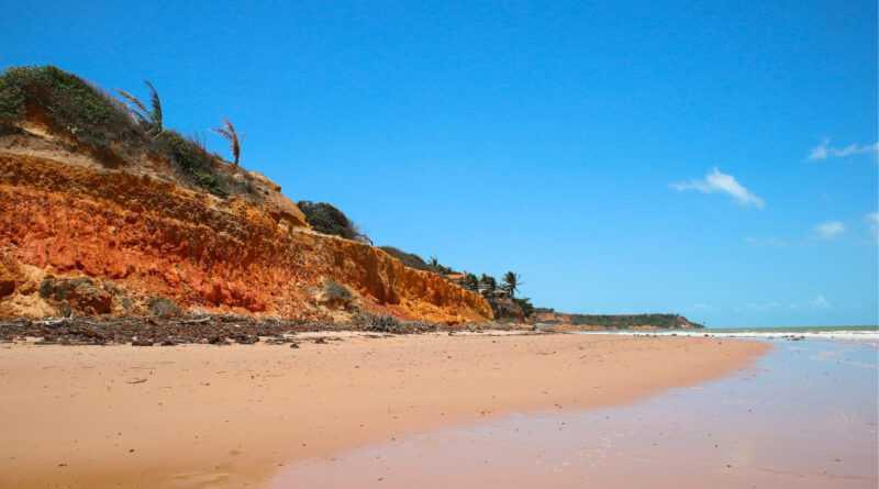 Praia de Itapary Praia de Itapary