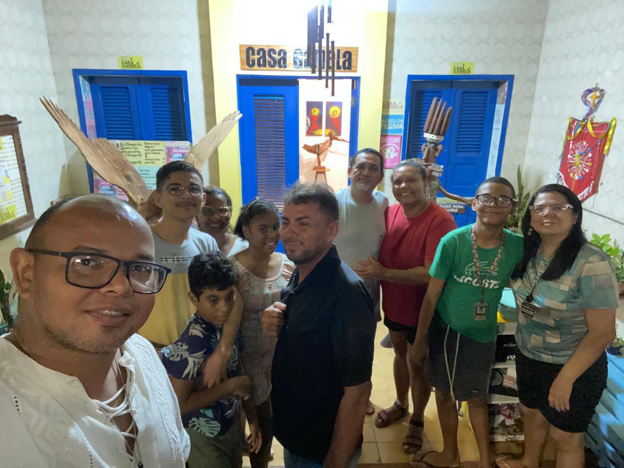 Bate papo de amigos na Casa Gamela