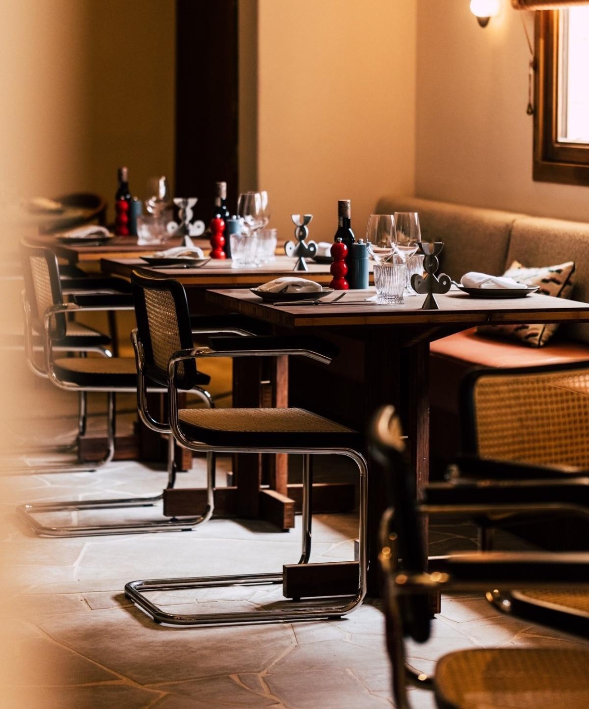 Roca House Restaurant & Pool Roca House Restaurant & Pool