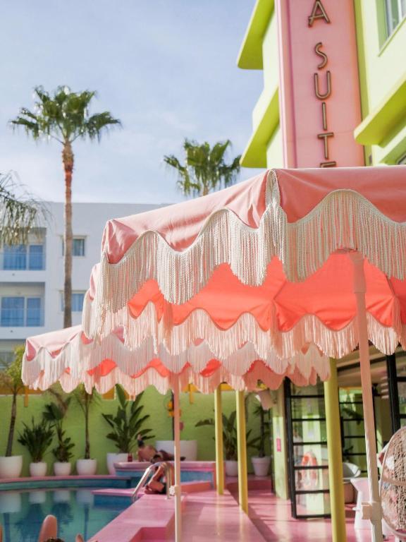 Tropicana Ibiza Suites - Adults Only ★★★★☆ Tropicana Ibiza Suites - Adults Only ★★★★☆