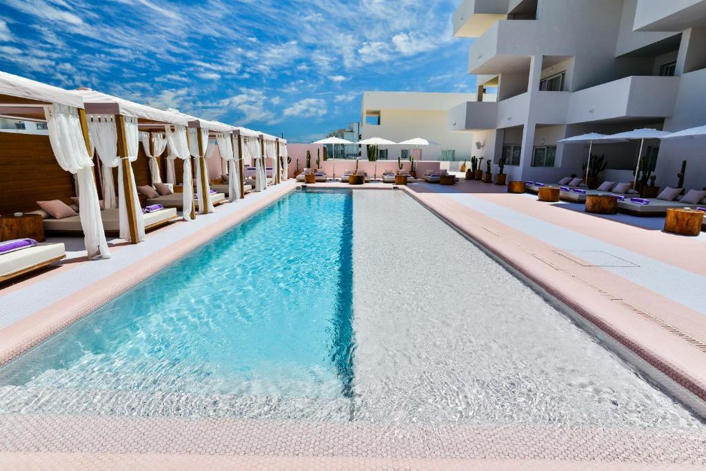 Paradiso Ibiza Art Hotel - Adults Only ★★★★☆ Paradiso Ibiza Art Hotel - Adults Only ★★★★☆