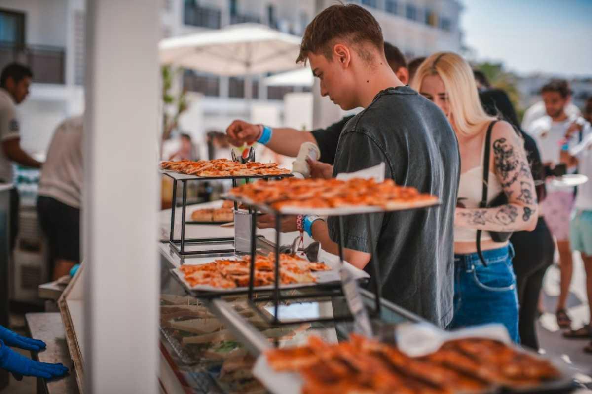 VIP Catamaran (with brunch)