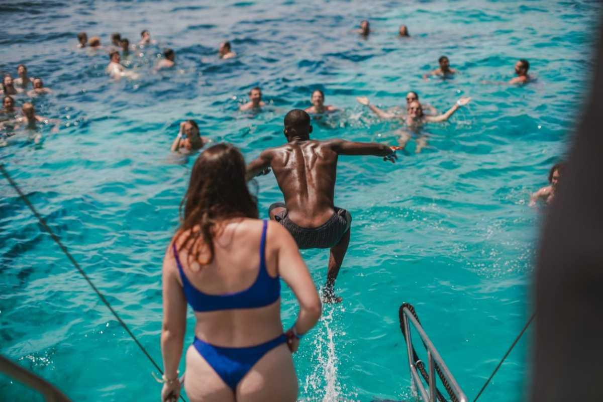 VIP Catamaran (daytime)