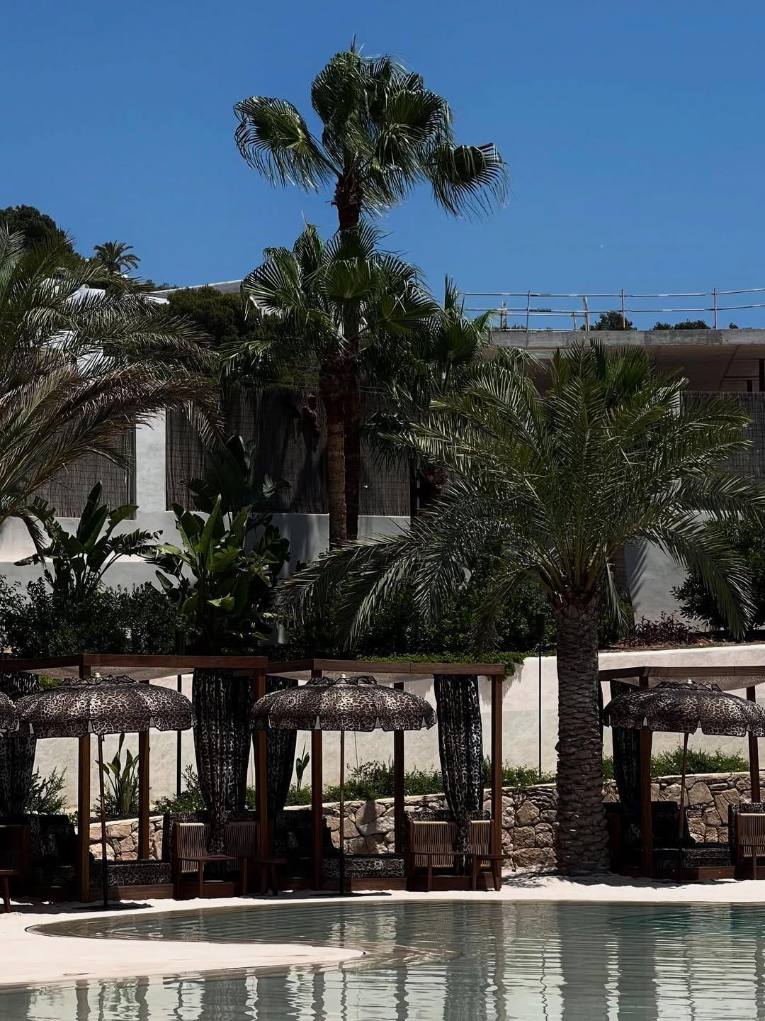 New beachclub in town: Clap House Ibiza
