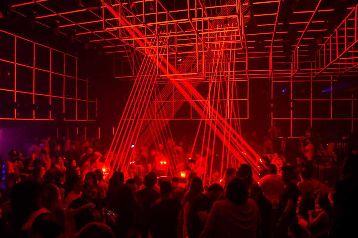 Avenue Club
