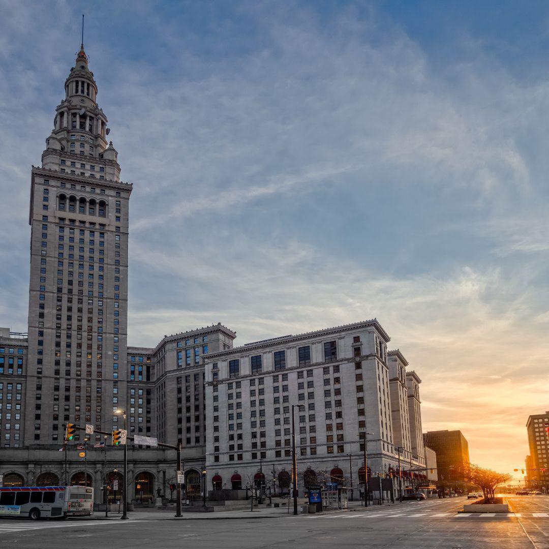 Cleveland's Blueprint: Turning Empty Offices into Lively Residential Spaces 