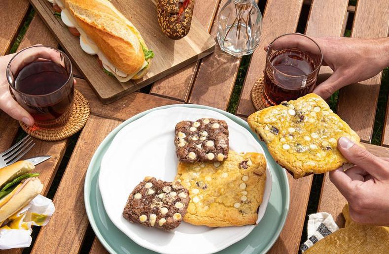 La Mie Câline La Mie Câline