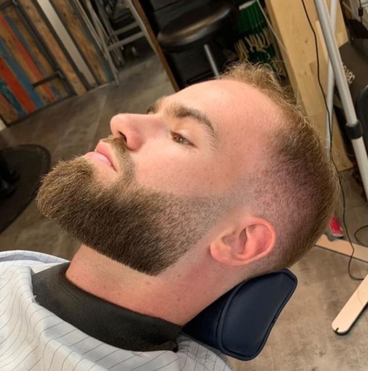 Le Barbier de Saint-Tugal Le Barbier de Saint-Tugal