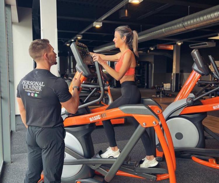 Basic-Fit (Grenoux) Basic-Fit (Grenoux)