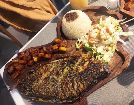 L’Ambassade L’Ambassade