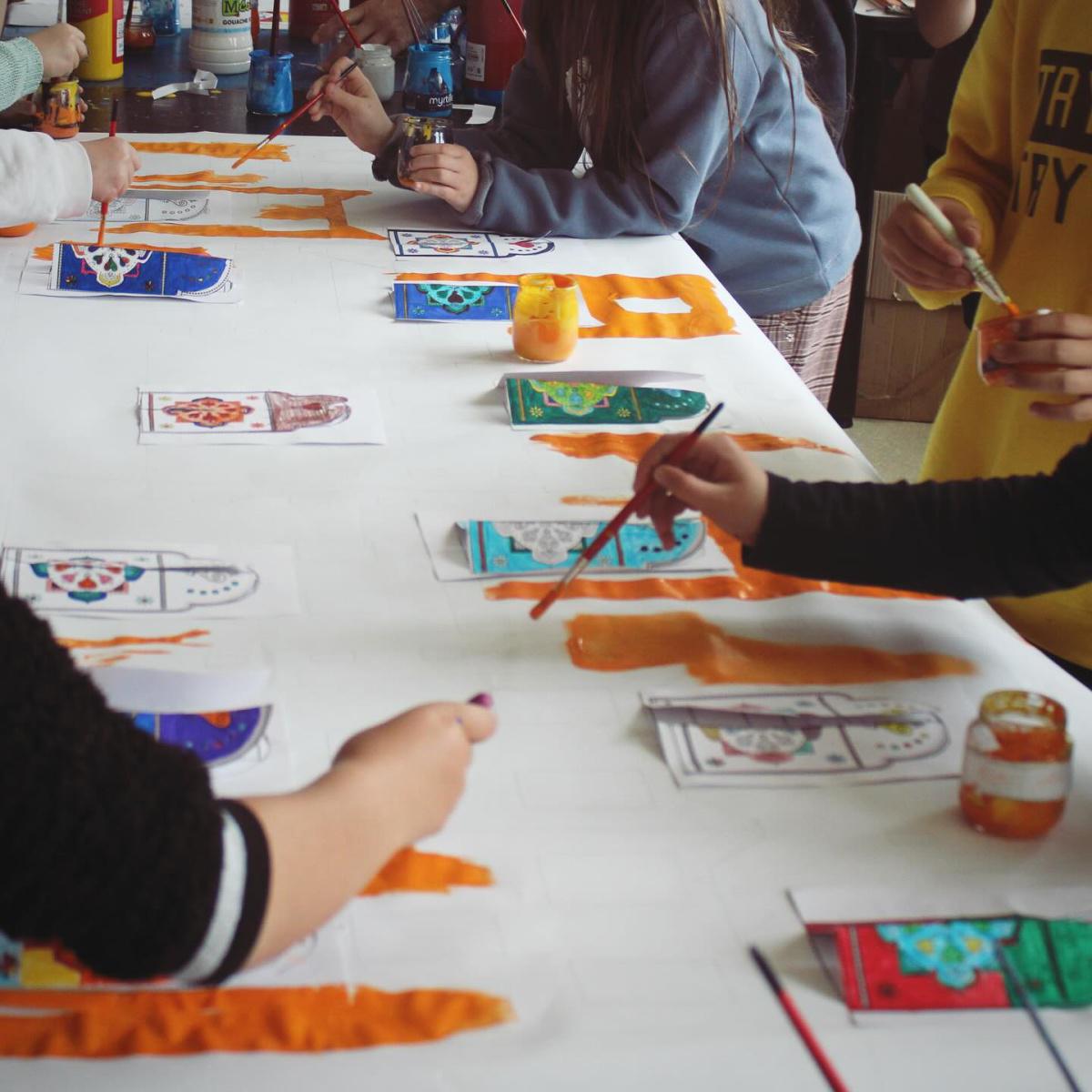 Libre, ici et par-delà les frontières