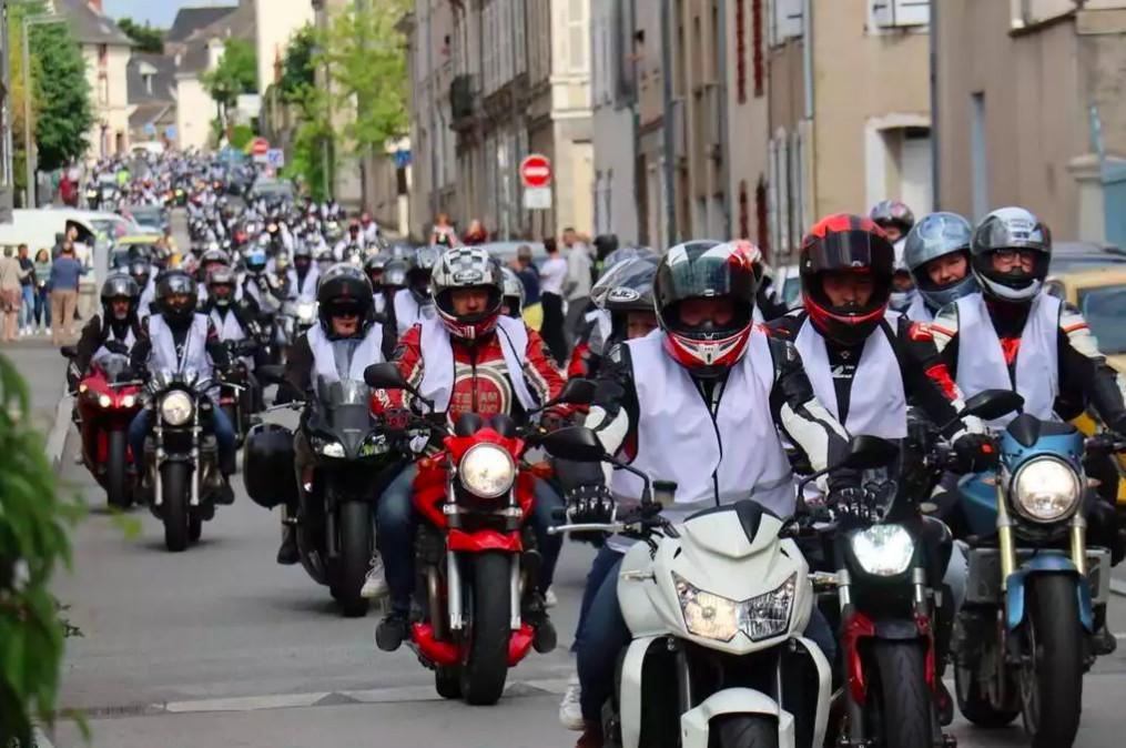 Les Motards ont du Coeur