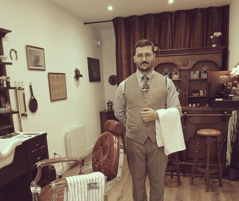 Le Père Moustache Le Père Moustache