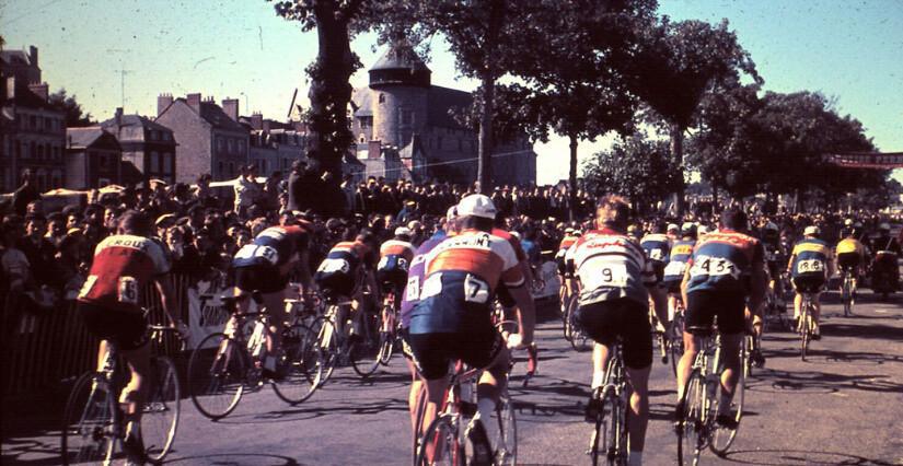 À bicyclette, un tour à Laval