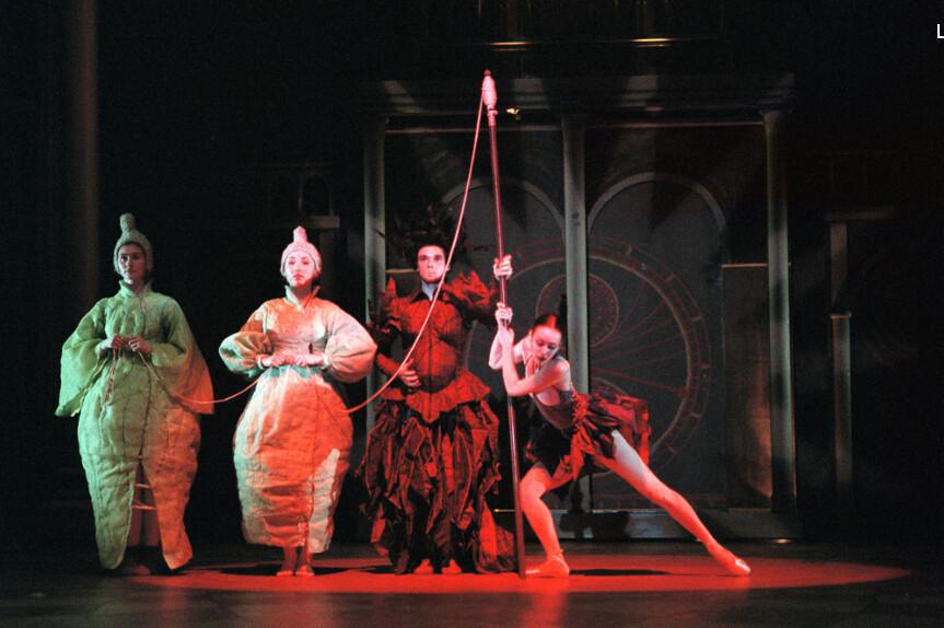 La conception de costume par Patrick Teroitin