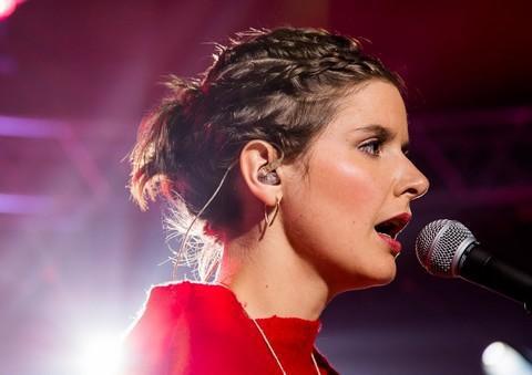Klô Pelgag et les élèves du Conservatoire