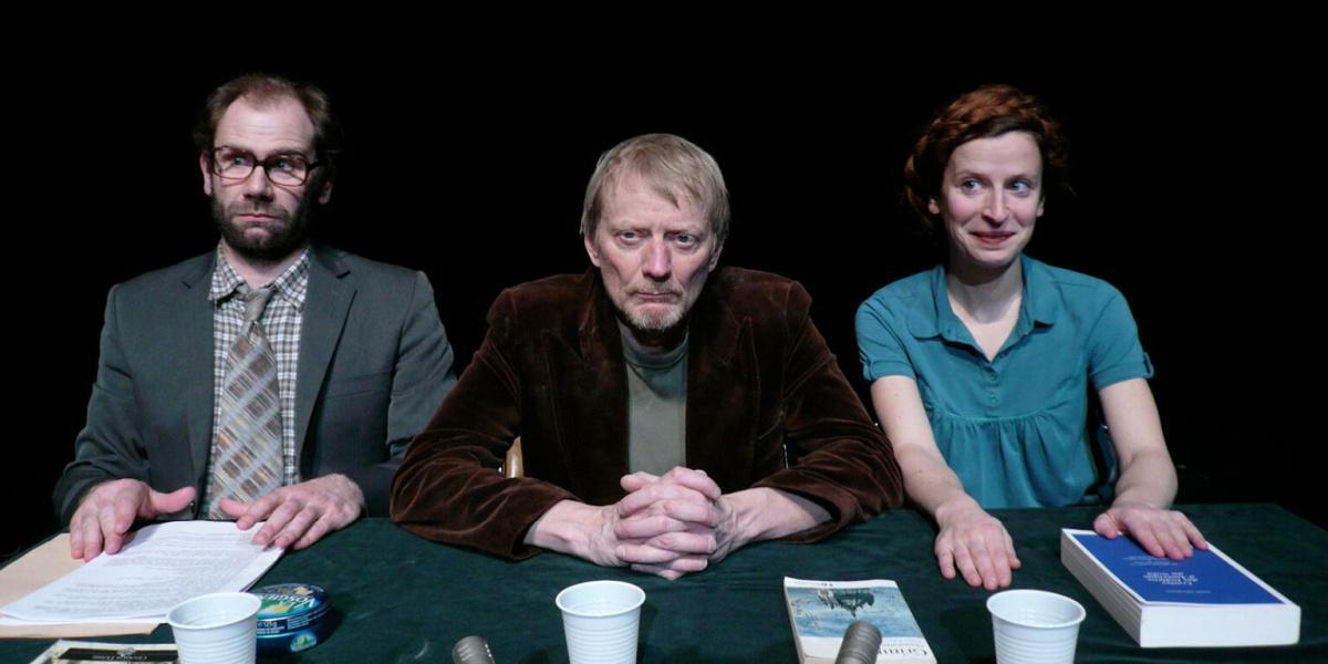 Tout semblait immobile