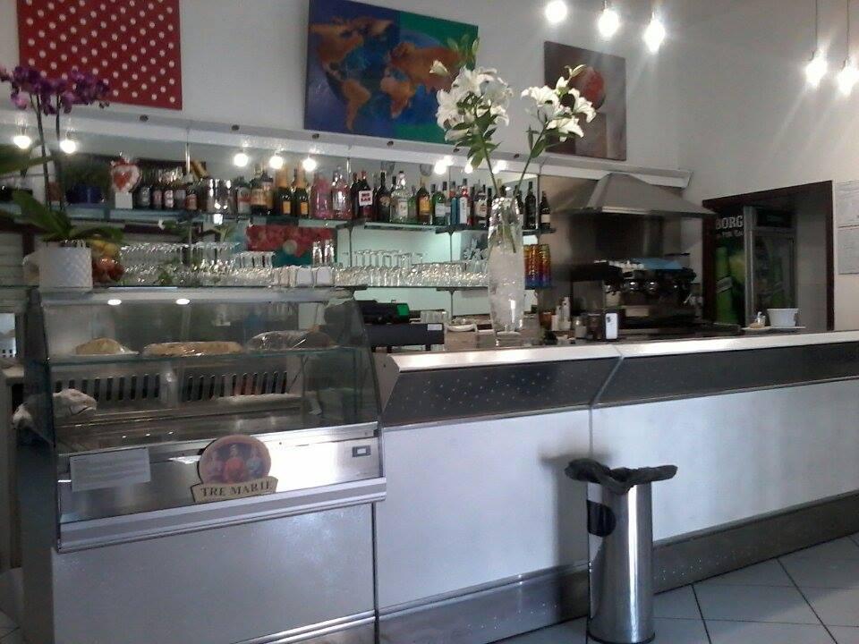 Mo Bar