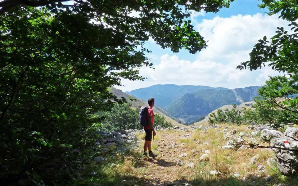 Percorrere Via dei Frati Percorrere Via dei Frati