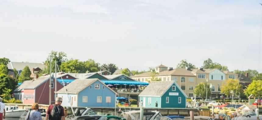Peake’s Wharf Boardwalk – A Guided Waterfront Experience Peake’s Wharf Boardwalk – A Guided Waterfront Experience