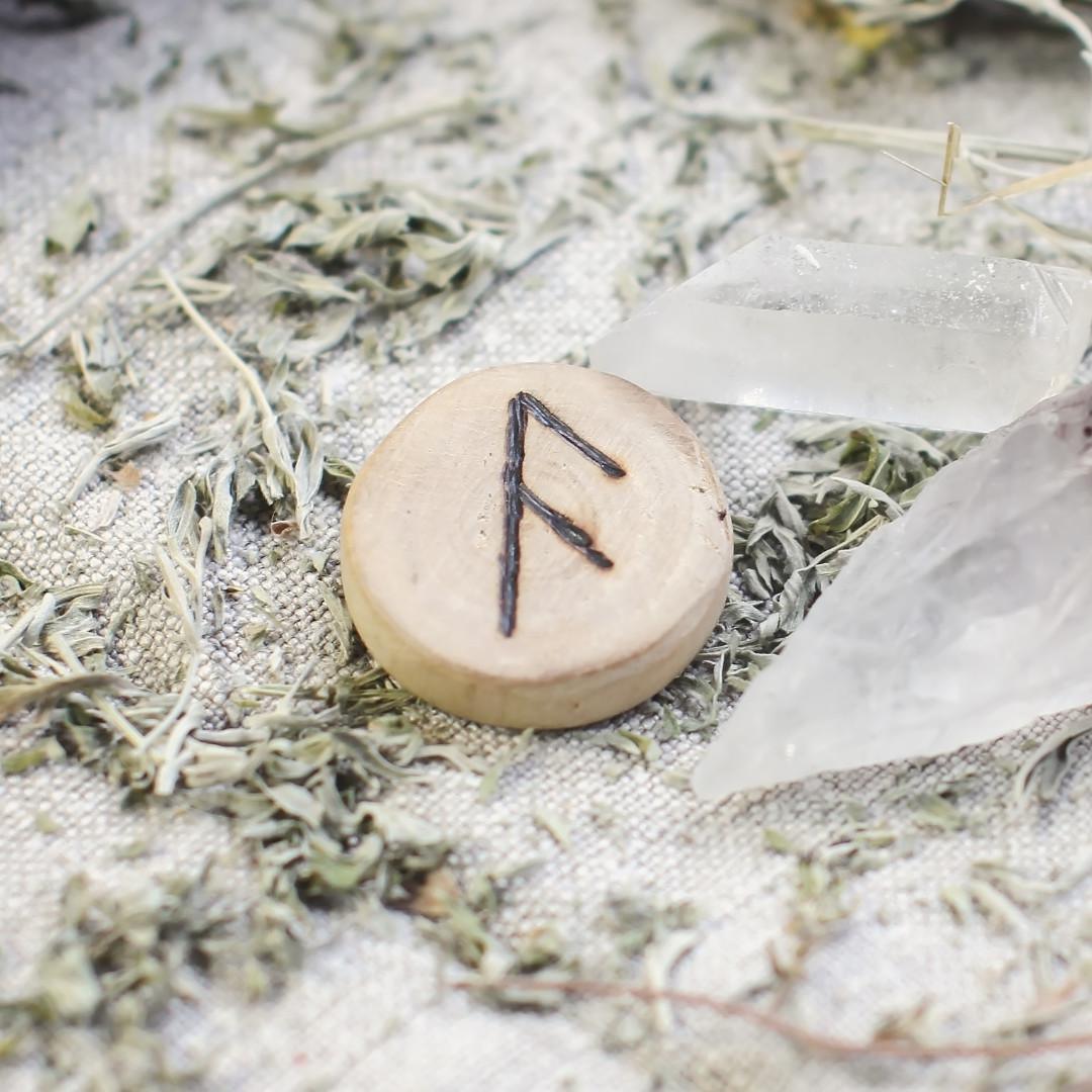 Ansuz Rune : Sagesse et Communication