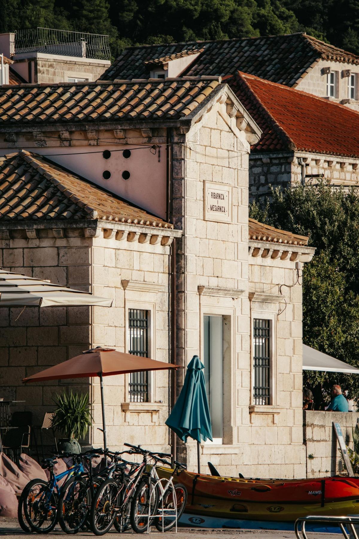 Situation de TROYES Centre Gare Situation de TROYES Centre Gare