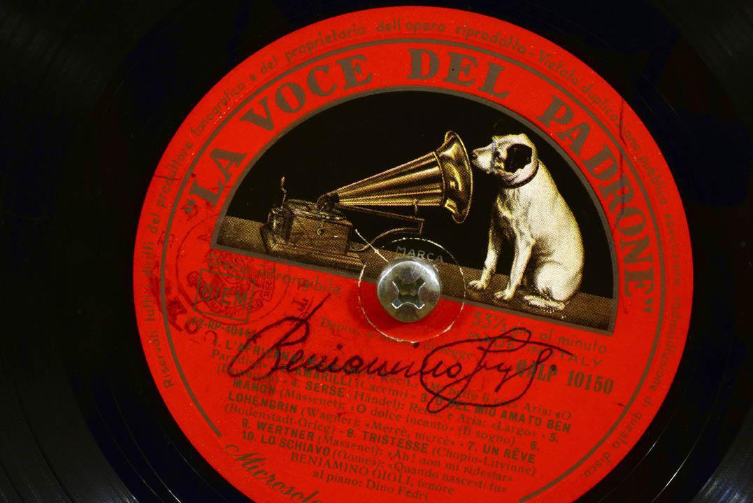 Museo Beniamino Gigli Museo Beniamino Gigli