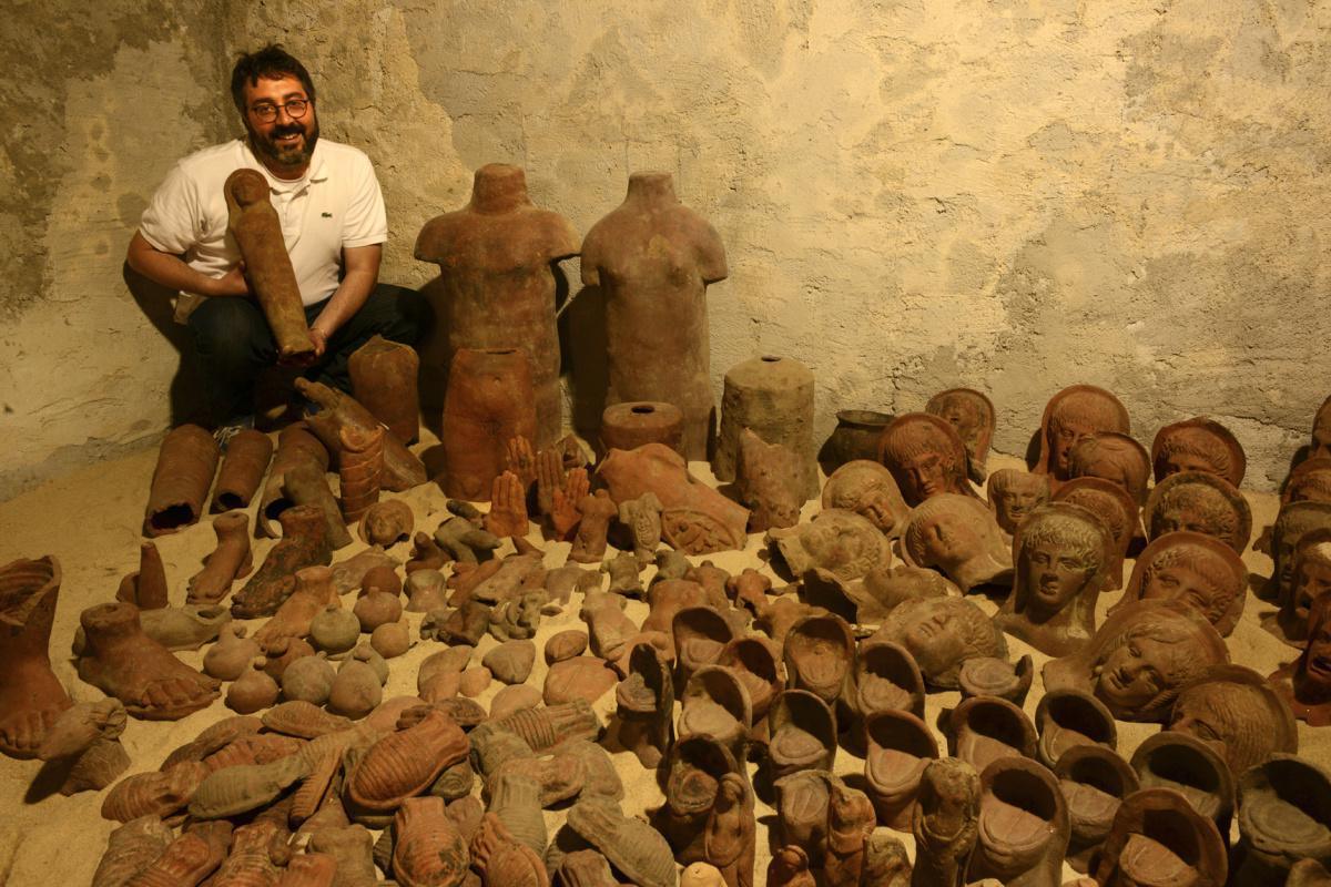 Lanuvio, Museo archeologico e il cimitero degli ex-voto