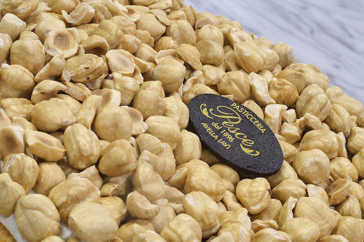 Avella, nel segno della nocciola