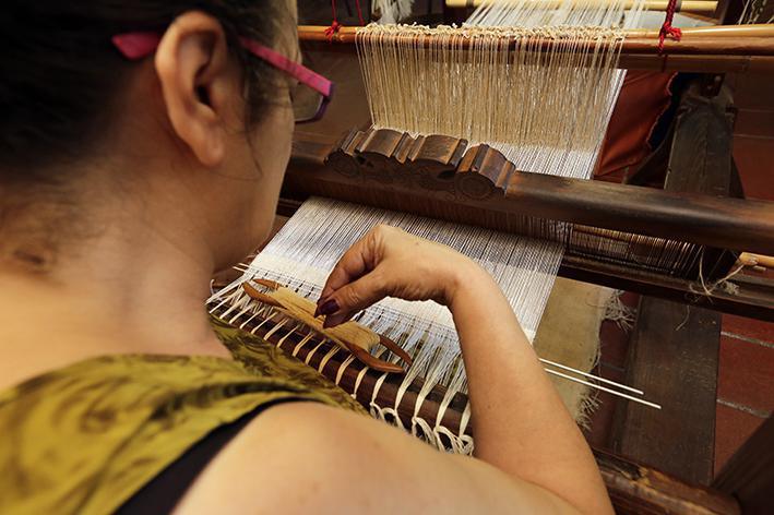 Al Museo del Bisso a Sant'Antioco si svela la storia millenaria del filo d’oro della Pinna nobilis Al Museo del Bisso a Sant'Antioco si svela la storia millenaria del filo d’oro della Pinna nobilis