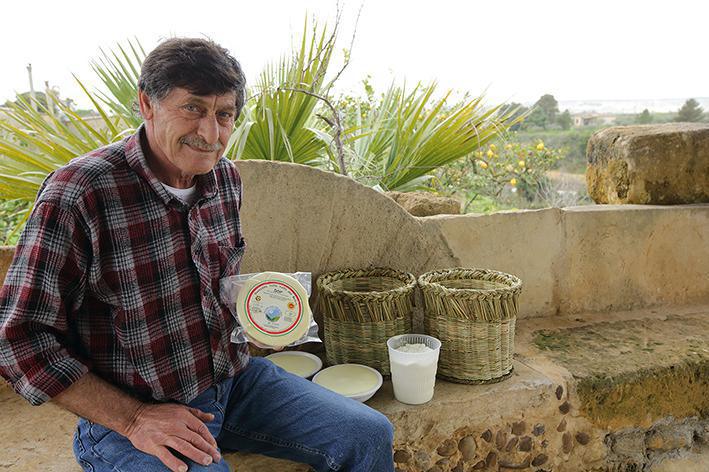 La Vastedda del Belice La Vastedda del Belice