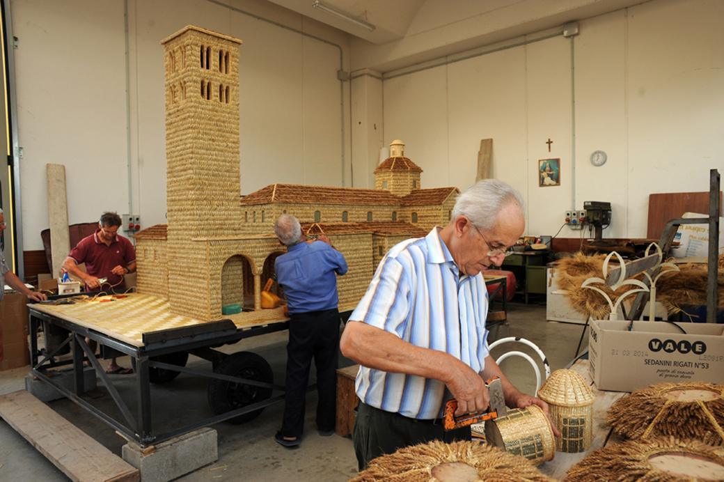 Campocavallo di Osimo: la Festa del Covo, monumento al grano