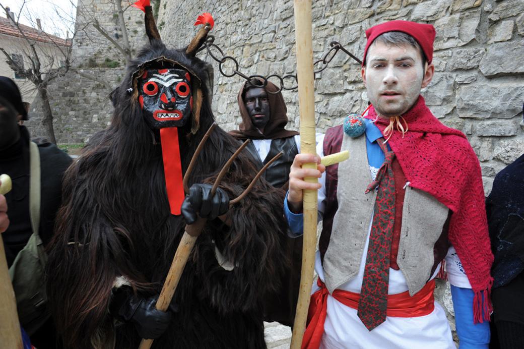 Tufara, la “danza” della morte Tufara, la “danza” della morte